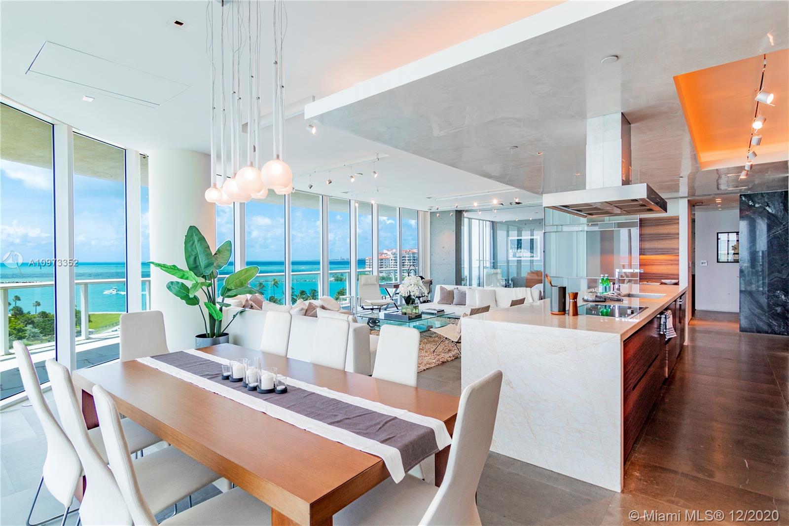 CONTINUUM SOUTH TOWER - Residential