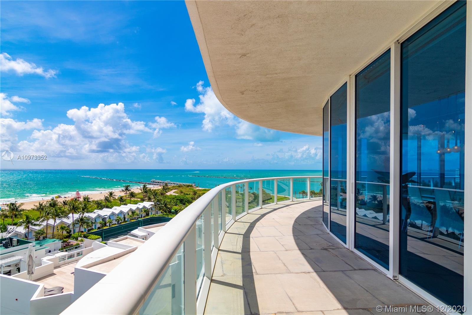 CONTINUUM SOUTH TOWER - Residential