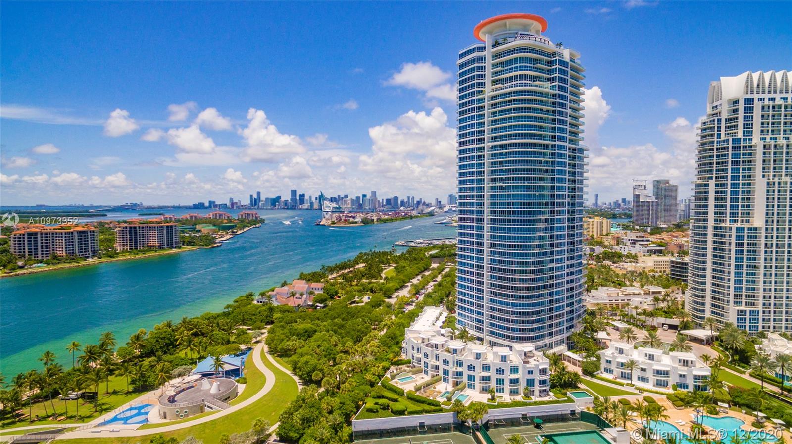 CONTINUUM SOUTH TOWER - Residential