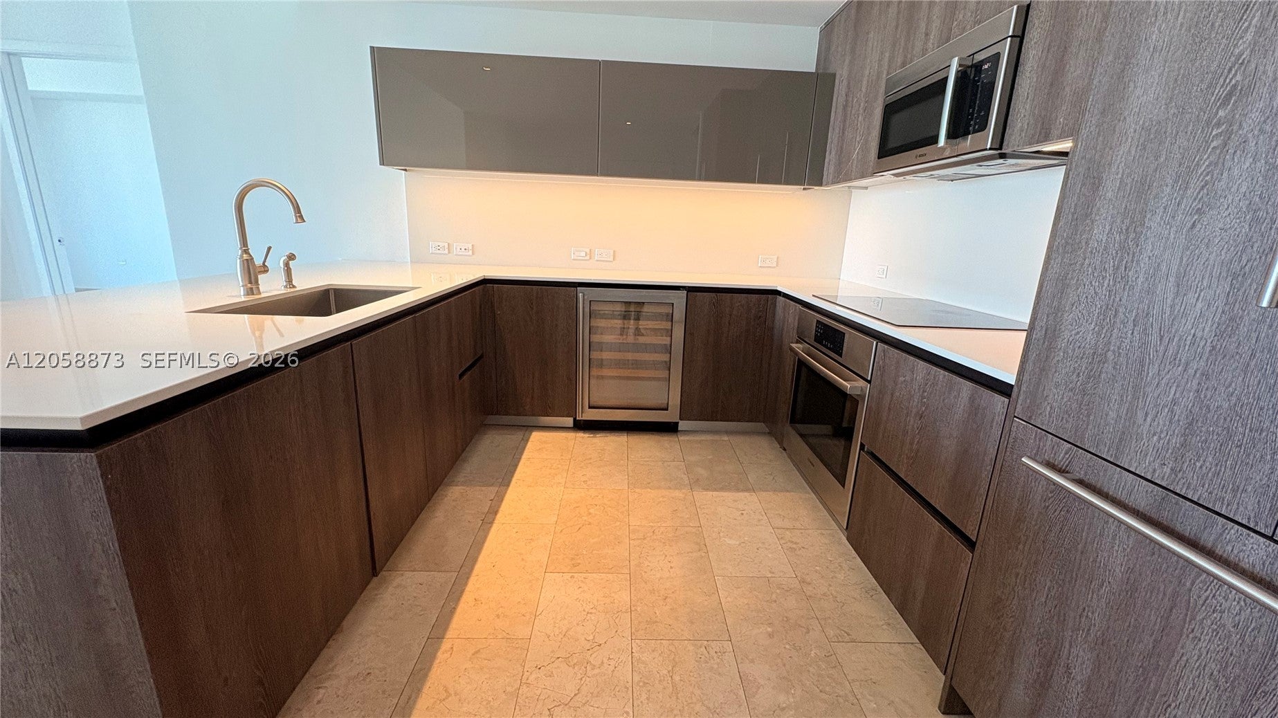 88 SW 7th St 2603