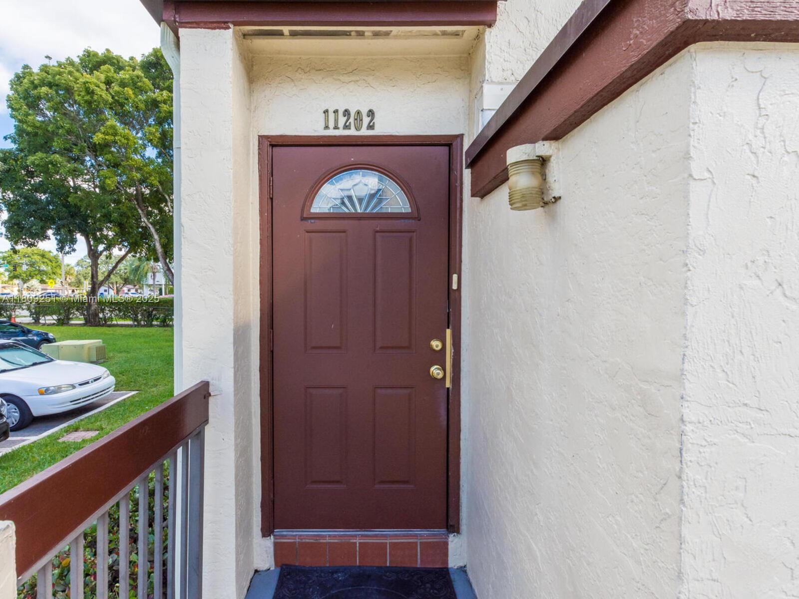 11202 Taft St 11202