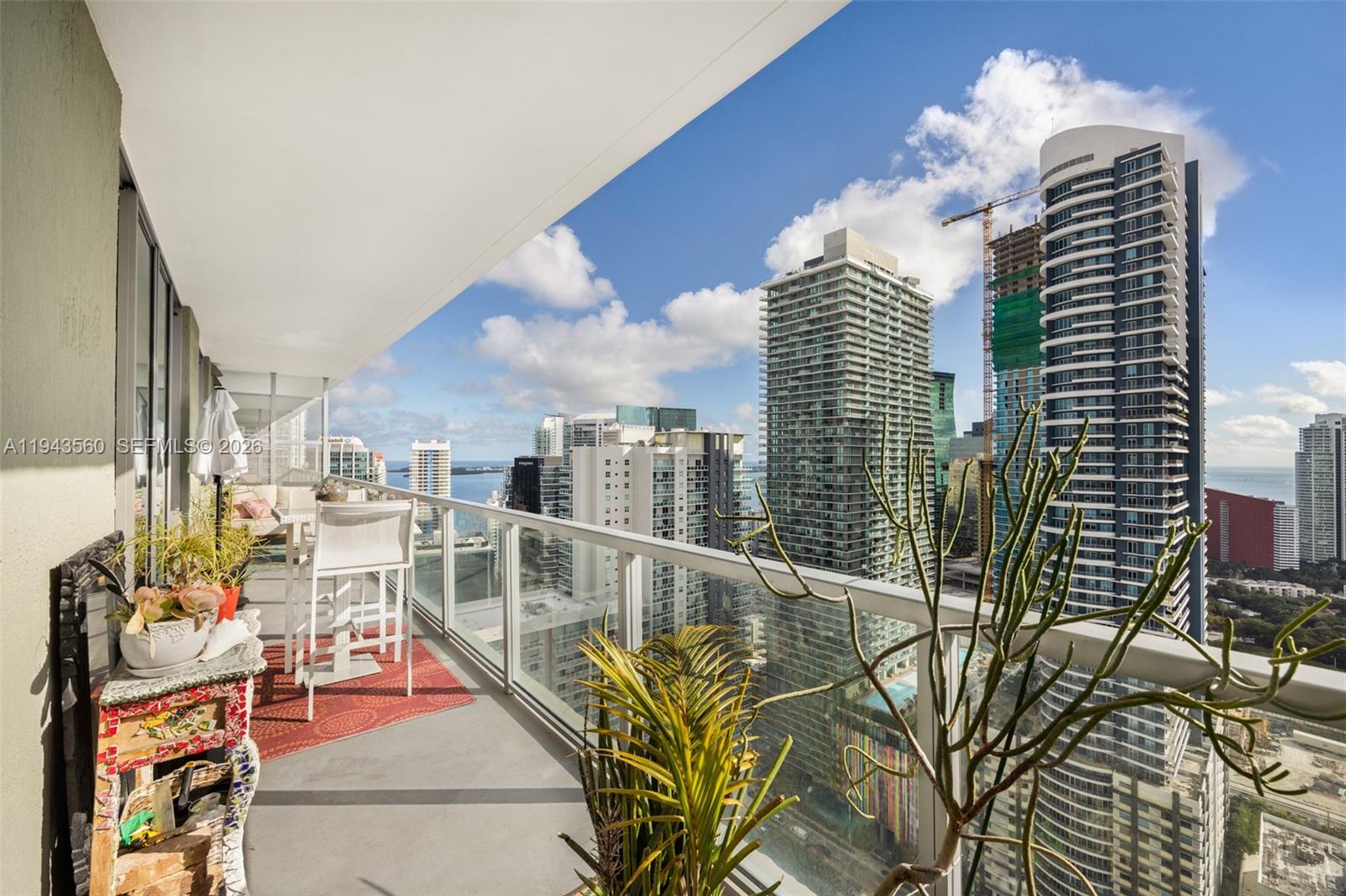 THE AXIS ON BRICKELL COND - Residential