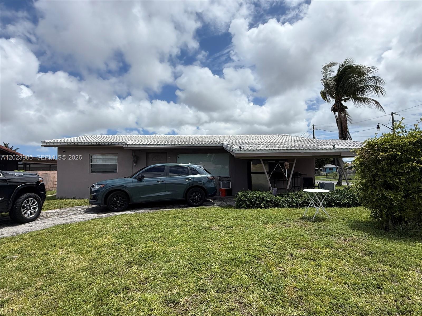 ESQUIRE LAKE ESTATES SEC - Residential