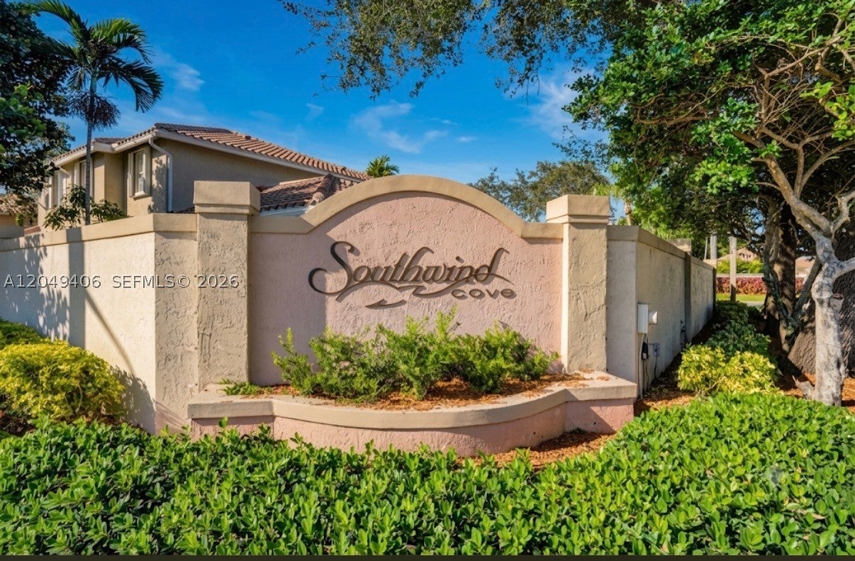 4070 NW 92nd Ave