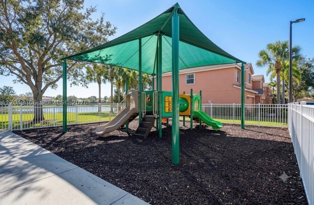 4070 NW 92nd Ave
