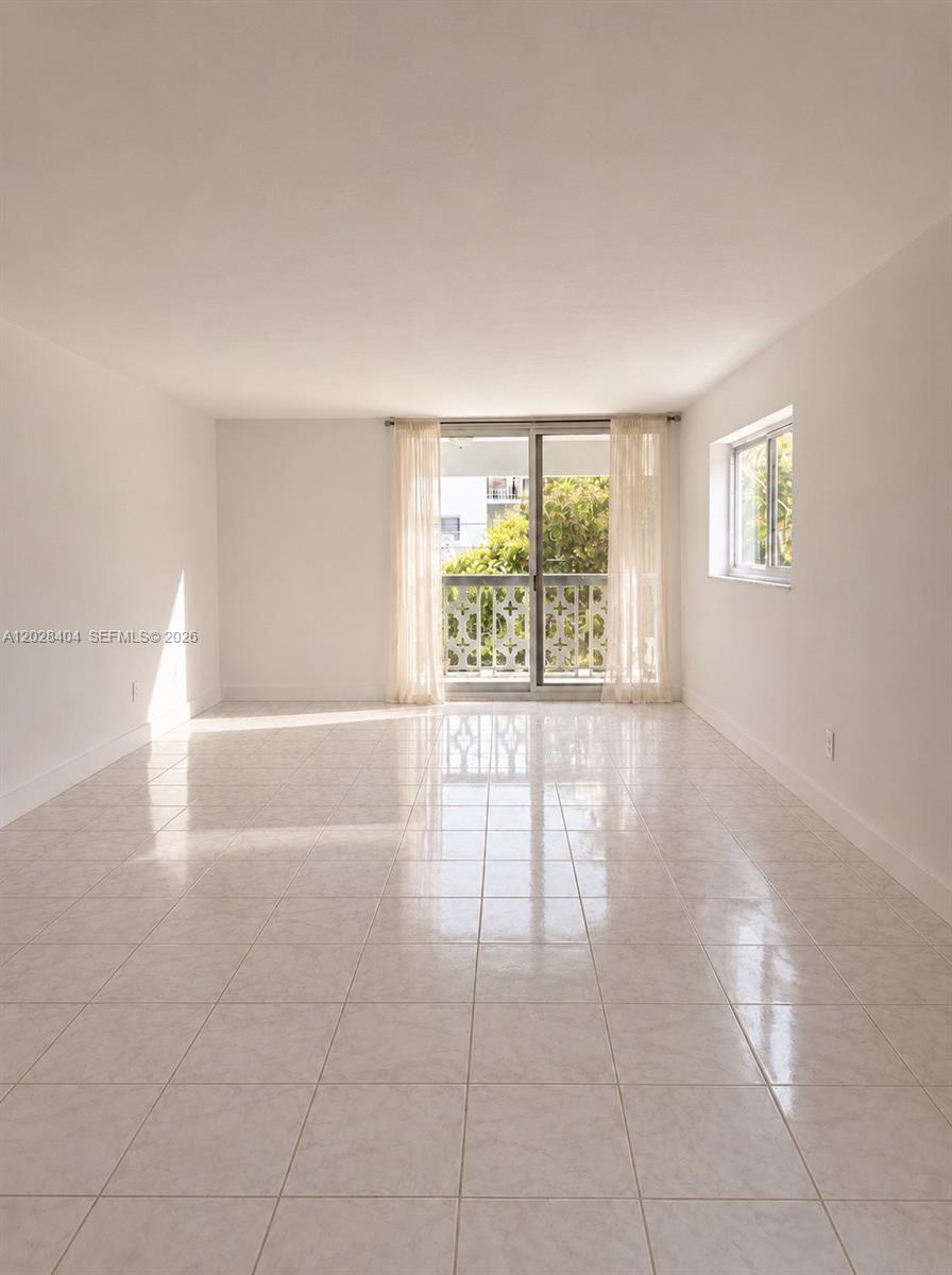 LINCOLN PLAZA CONDO - Residential