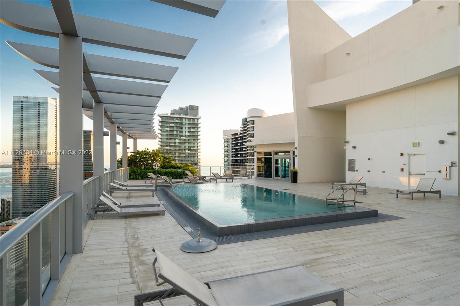 1100 MILLECENTO RESIDENCE - Residential