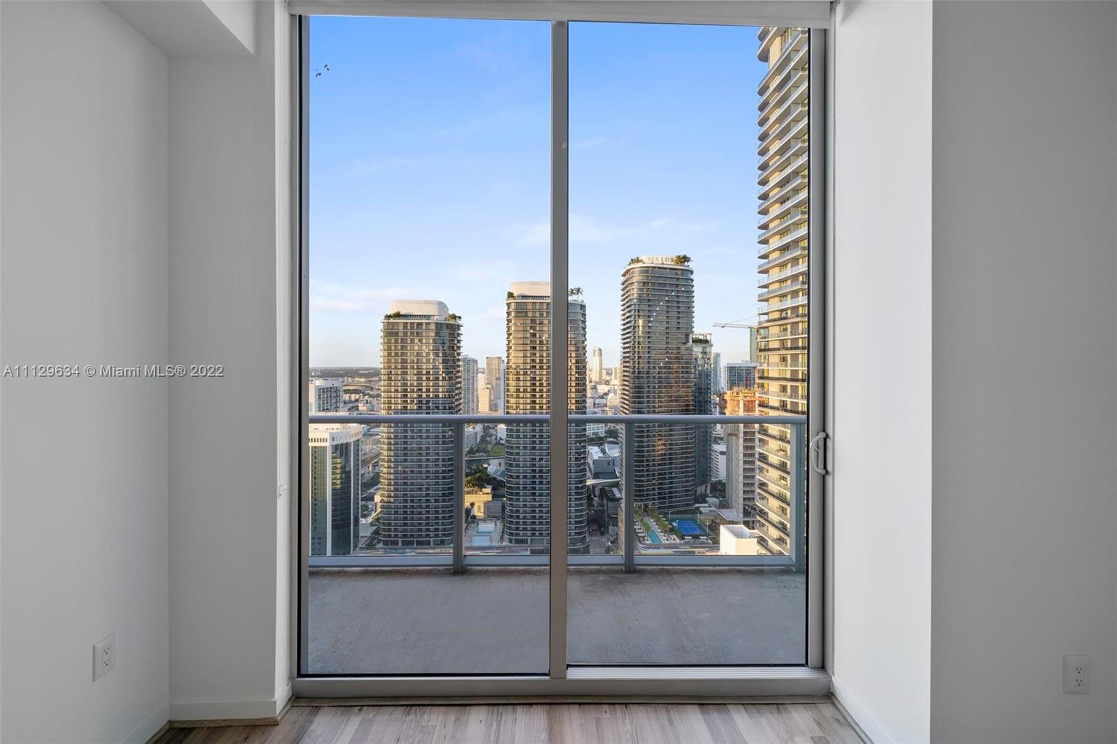 1100 MILLECENTO RESIDENCE - Residential