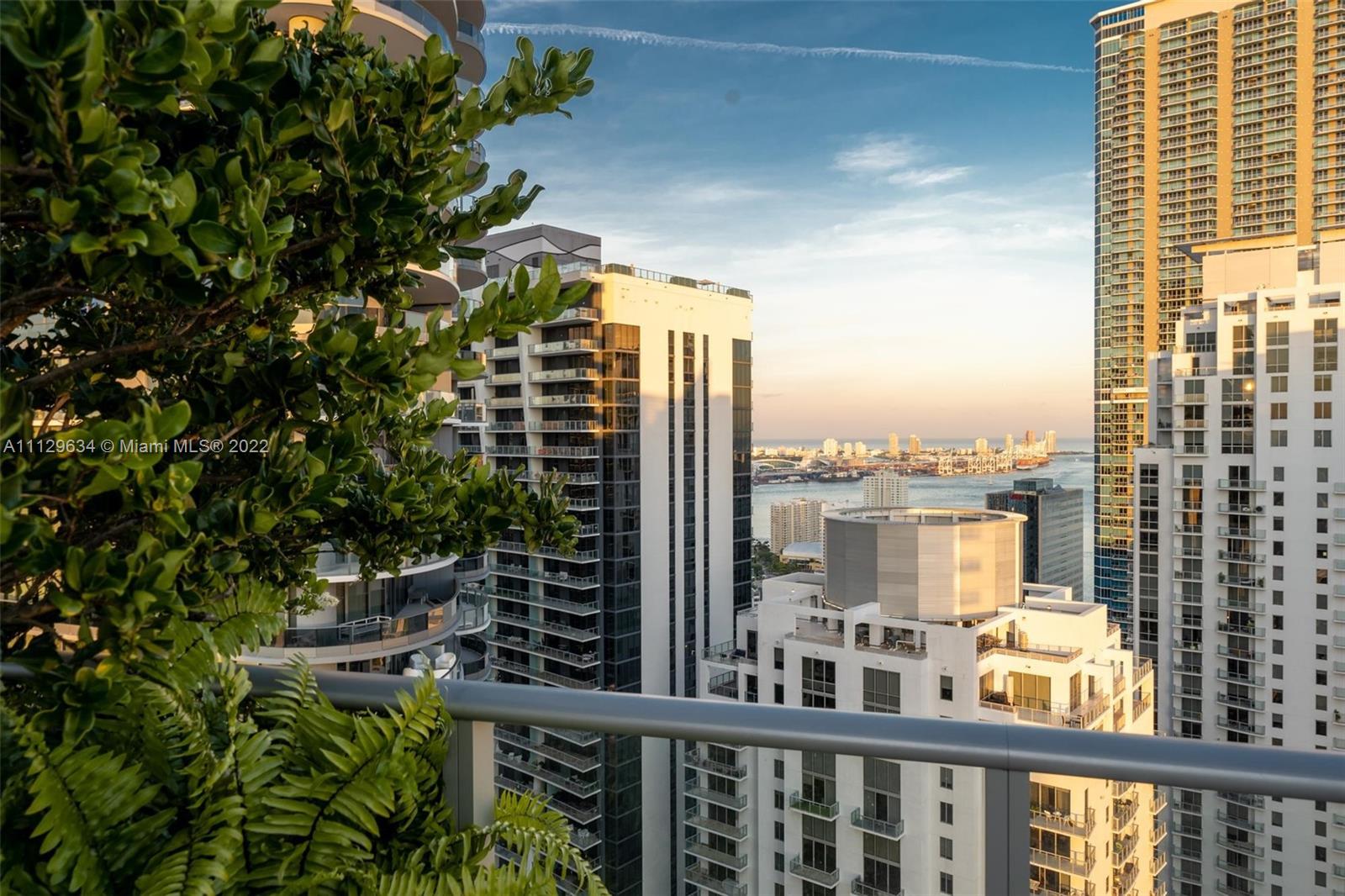 1100 MILLECENTO RESIDENCE - Residential
