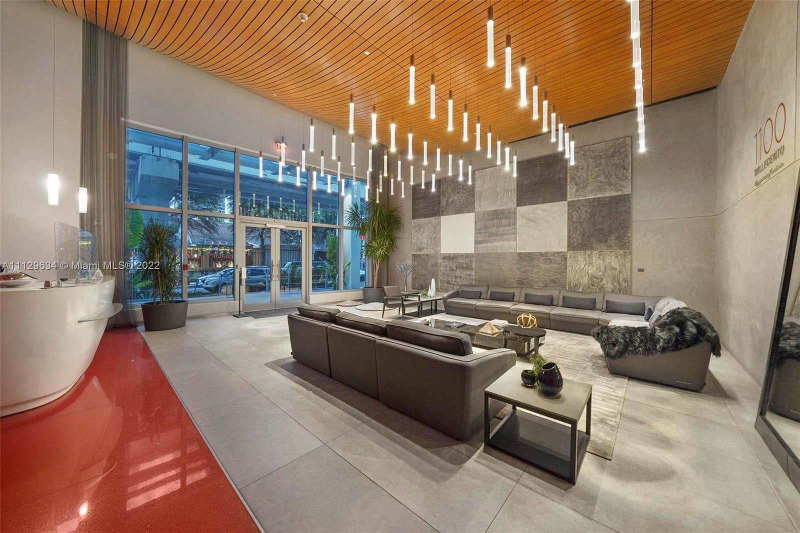 1100 MILLECENTO RESIDENCE - Residential