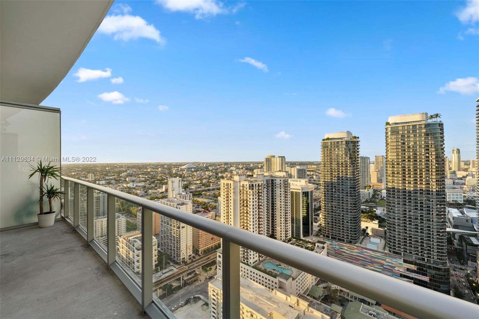 1100 MILLECENTO RESIDENCE - Residential