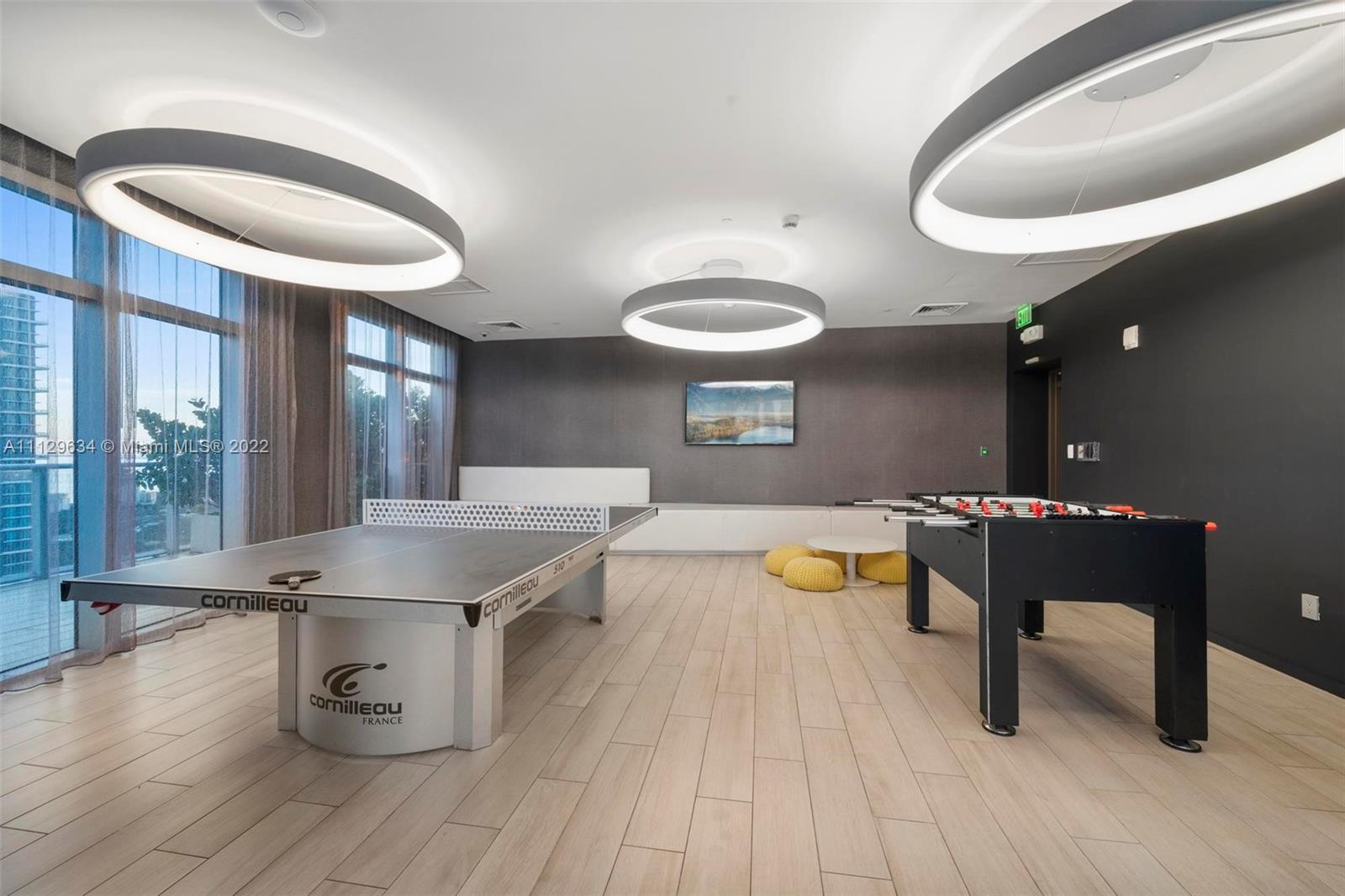 1100 MILLECENTO RESIDENCE - Residential