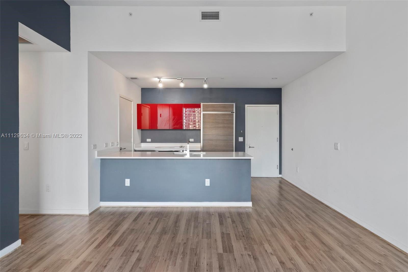 1100 MILLECENTO RESIDENCE - Residential