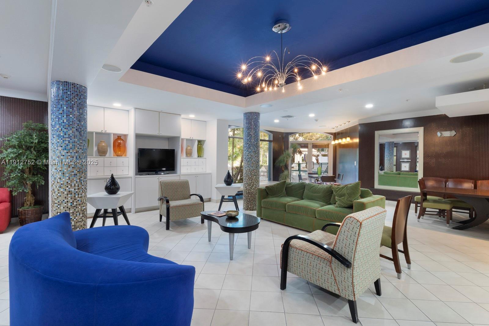 VALENCIA CONDO - Residential Lease