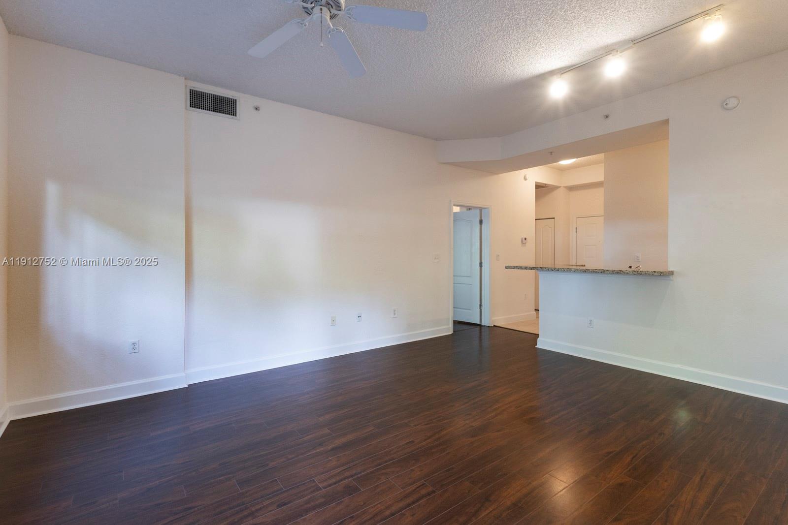 VALENCIA CONDO - Residential Lease