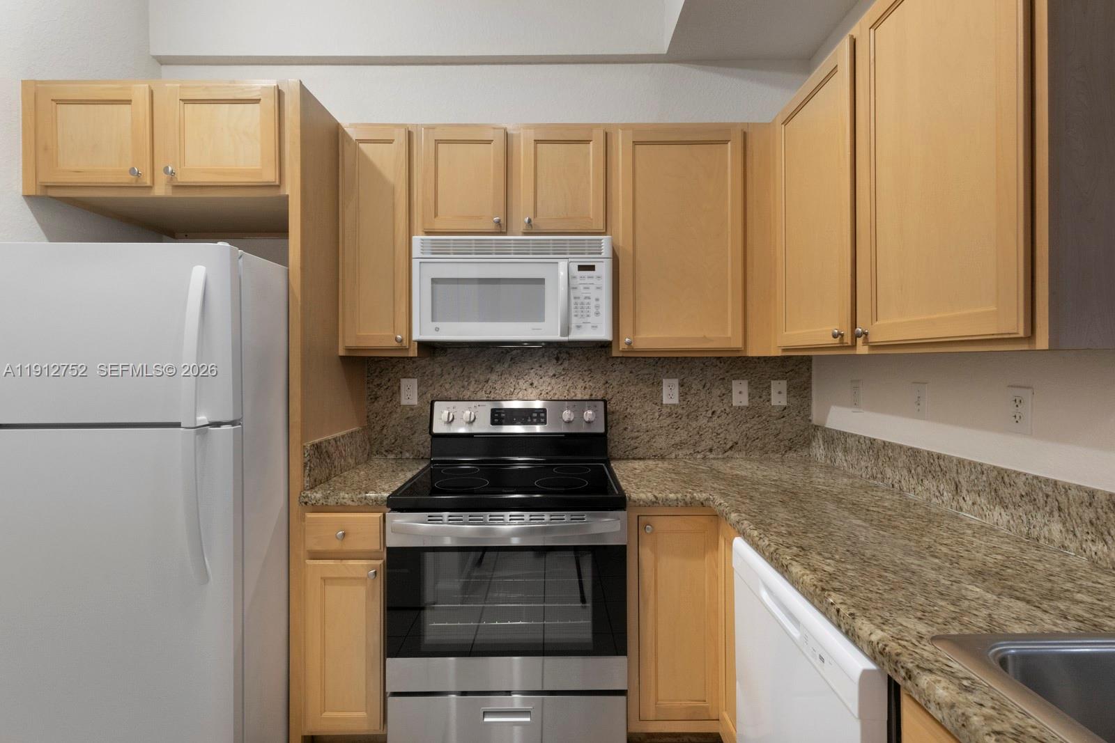 VALENCIA CONDO - Residential Lease