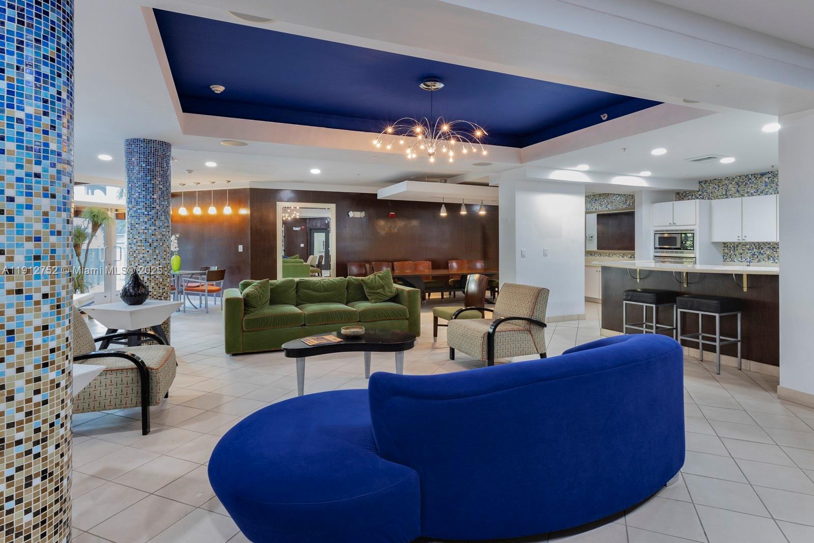 VALENCIA CONDO - Residential Lease