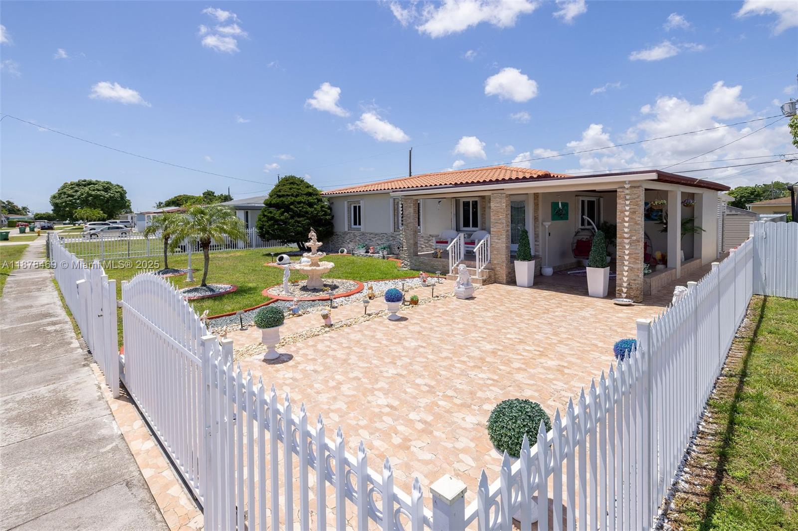 RICHMOND HEIGHTS - Residential