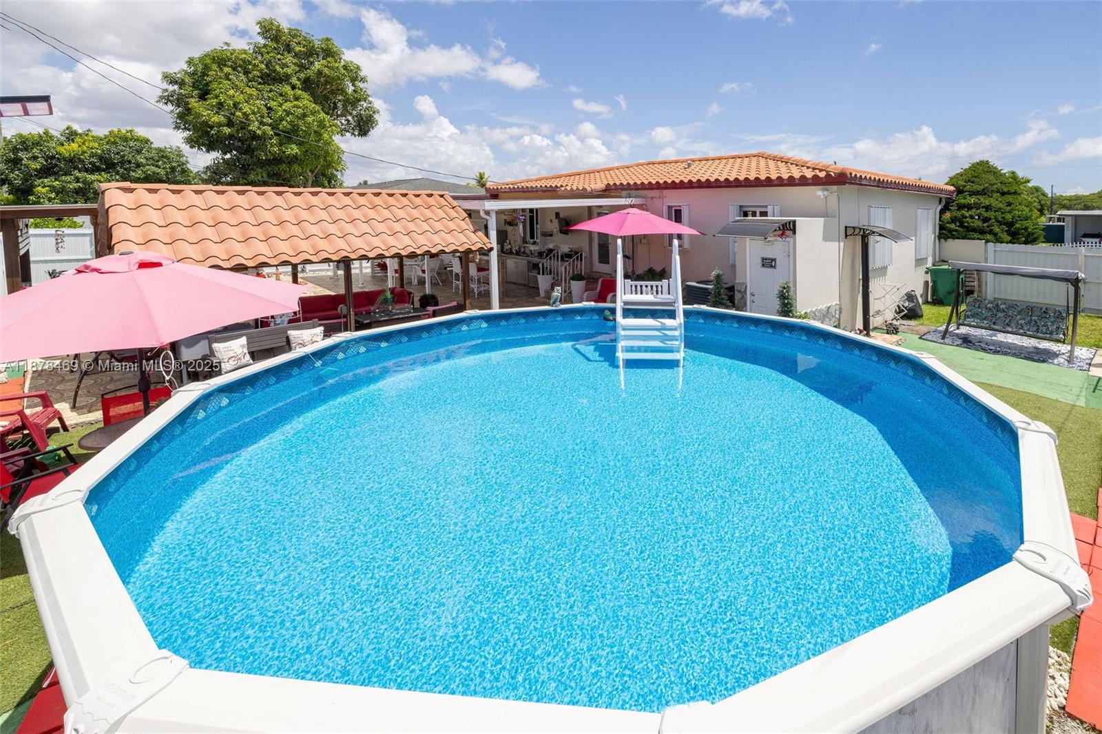 RICHMOND HEIGHTS - Residential