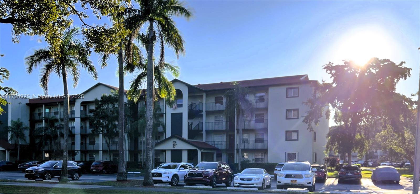 HAWTHORNE AT CENTURY VILL - Residential