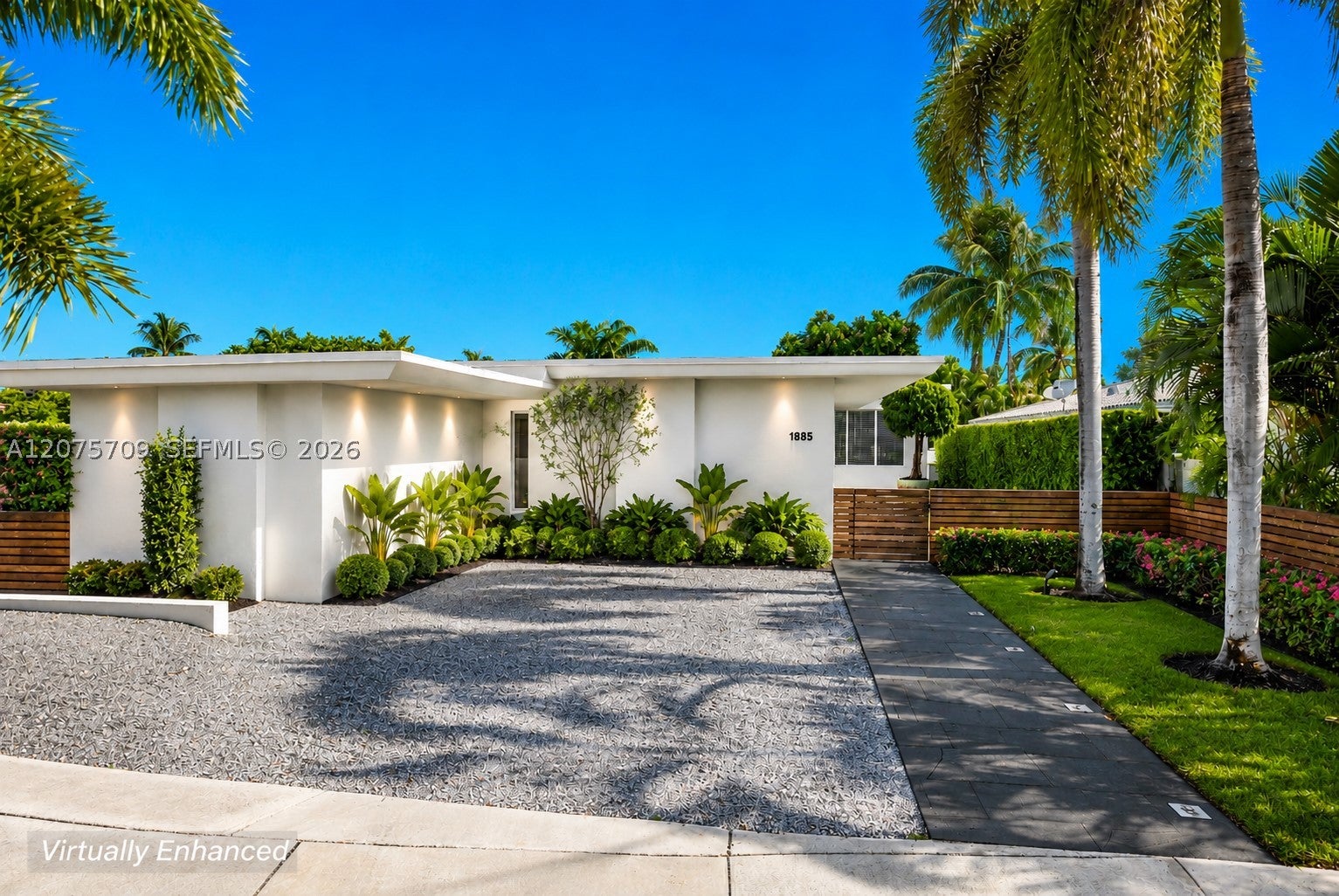 1885 Daytonia Rd