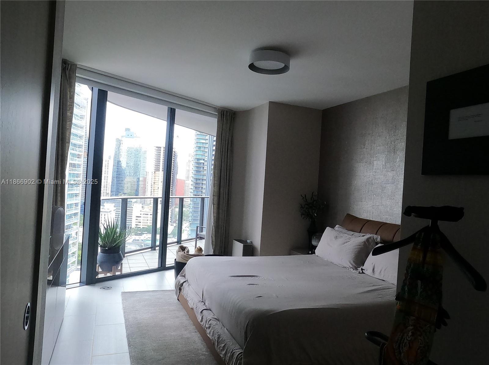 BRICKELL FLATIRON CONDO - Residential Lease