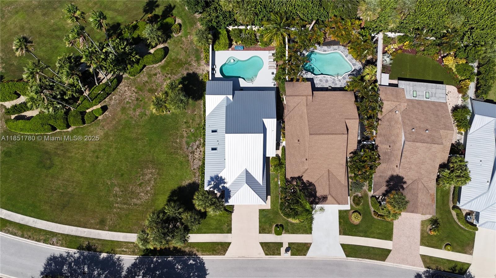 101 Sand Pine Dr 101