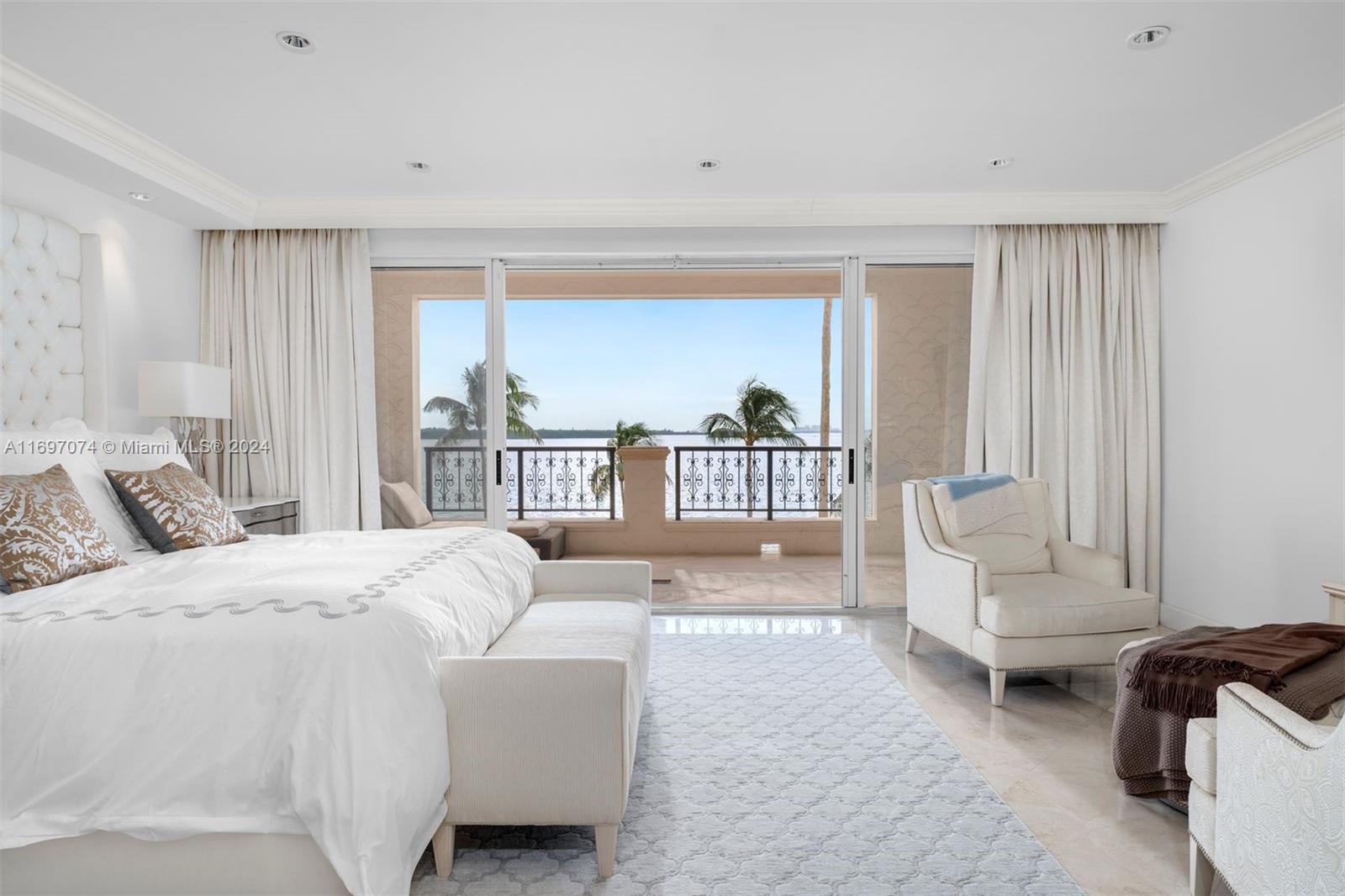 BAYVIEW FISHER ISL CONDO - Residential