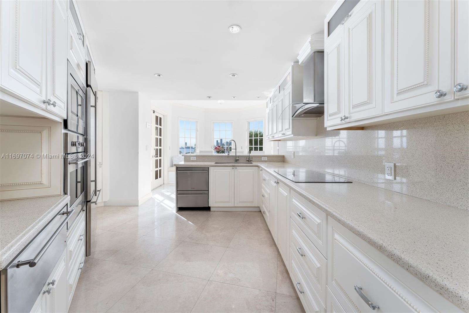 BAYVIEW FISHER ISL CONDO - Residential