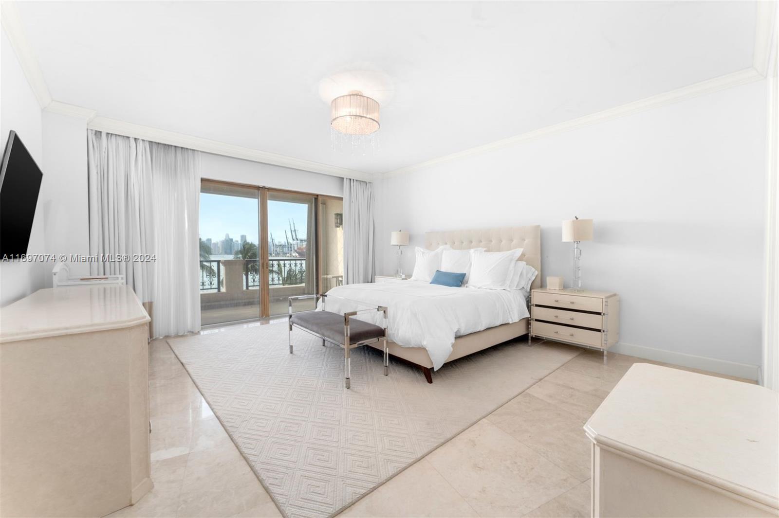 BAYVIEW FISHER ISL CONDO - Residential