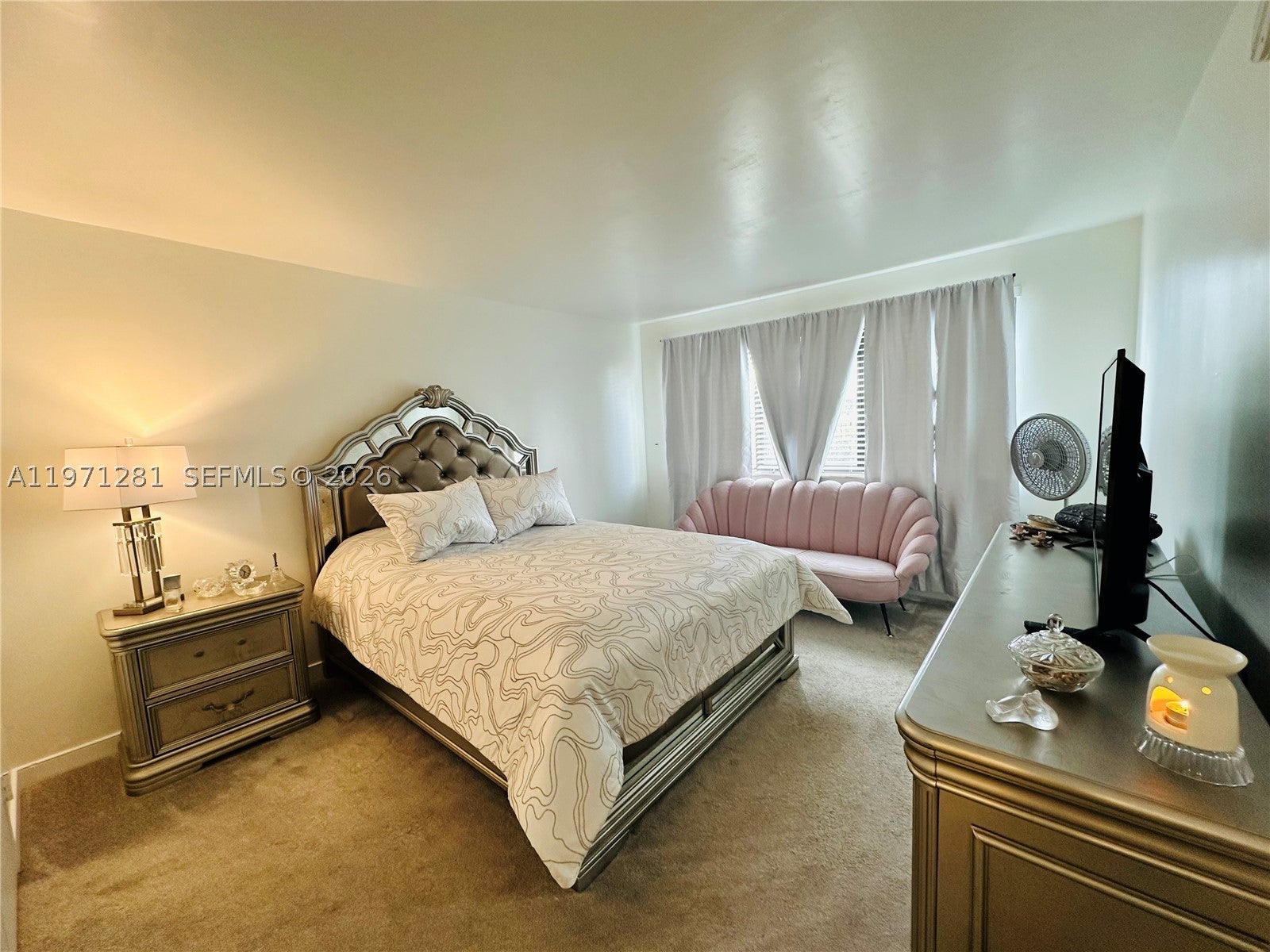 301 Golden Isles Dr 114