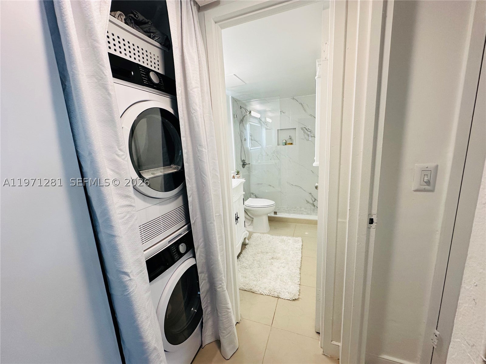 301 Golden Isles Dr 114