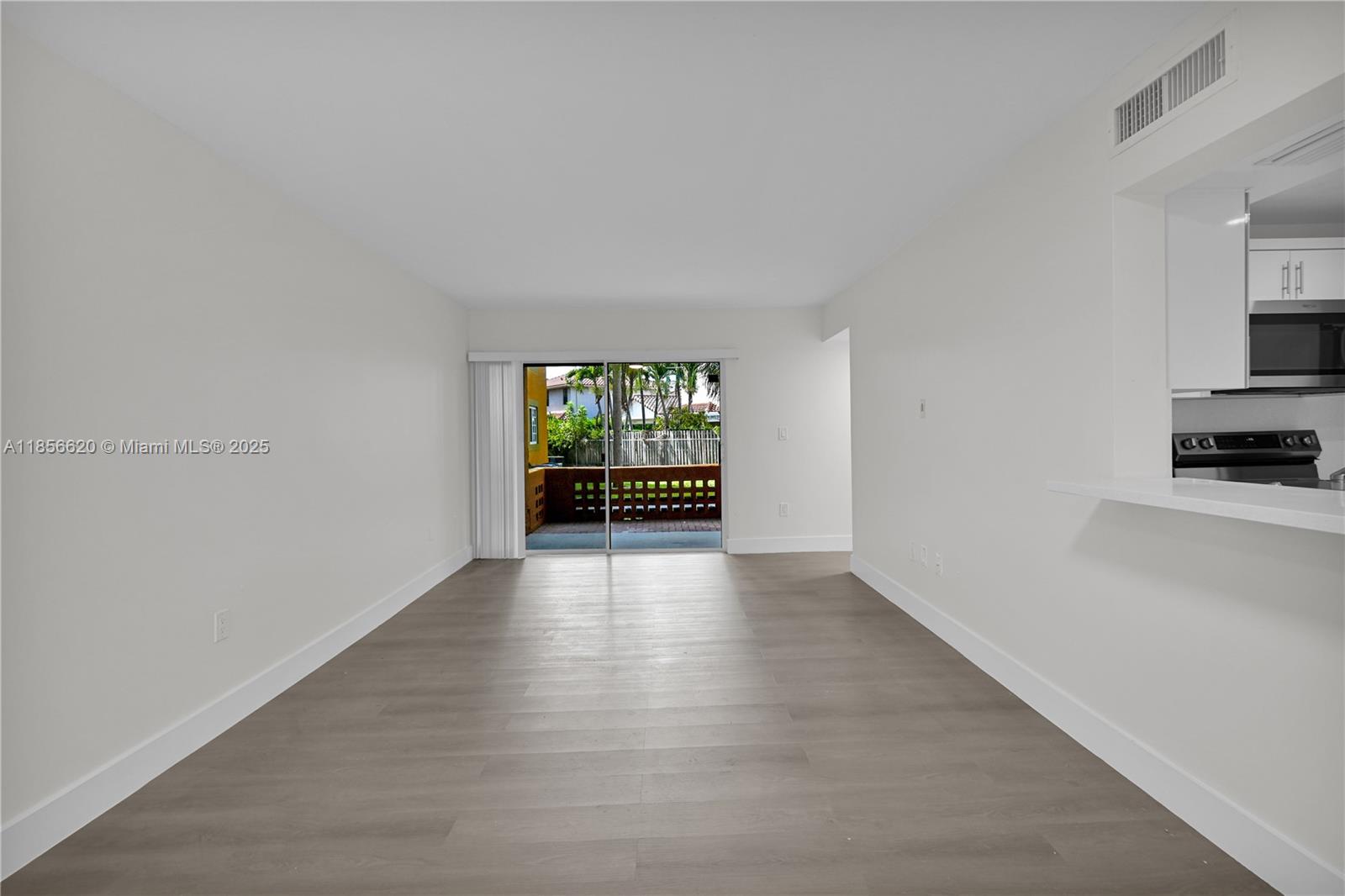 SOLEIL AT FONTAINEBLEAU C - Residential Lease