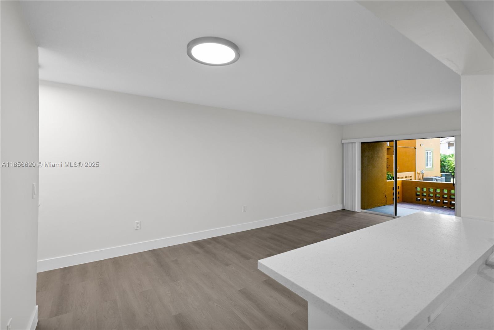 SOLEIL AT FONTAINEBLEAU C - Residential Lease