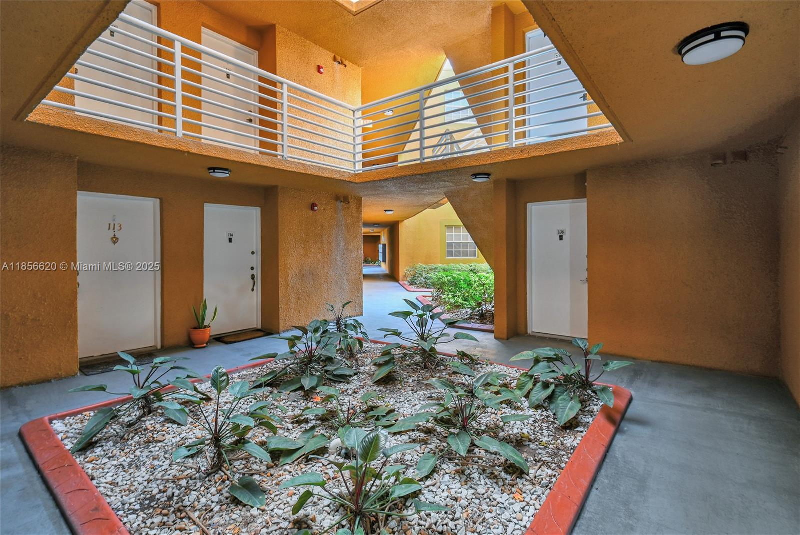 SOLEIL AT FONTAINEBLEAU C - Residential Lease