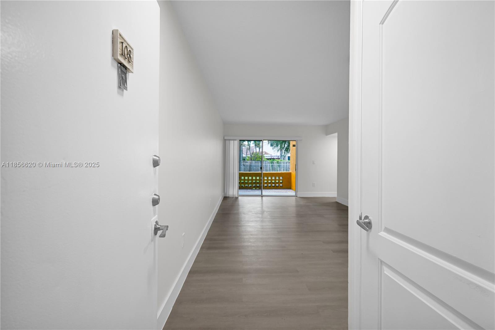 SOLEIL AT FONTAINEBLEAU C - Residential Lease