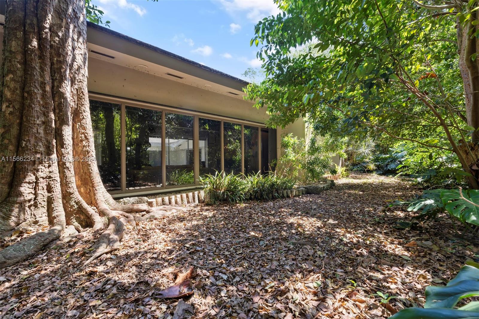 DEVONWOOD - Residential