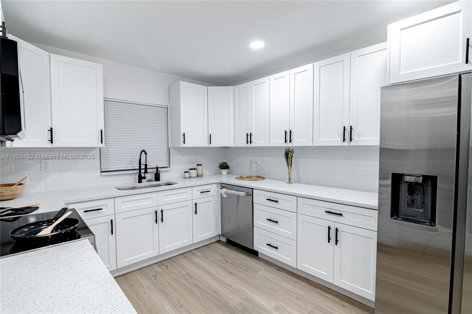 MELROSE PARK SEC 6 GREEN - Residential