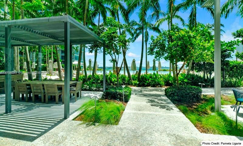 GRAN PARAISO CONDO - Residential