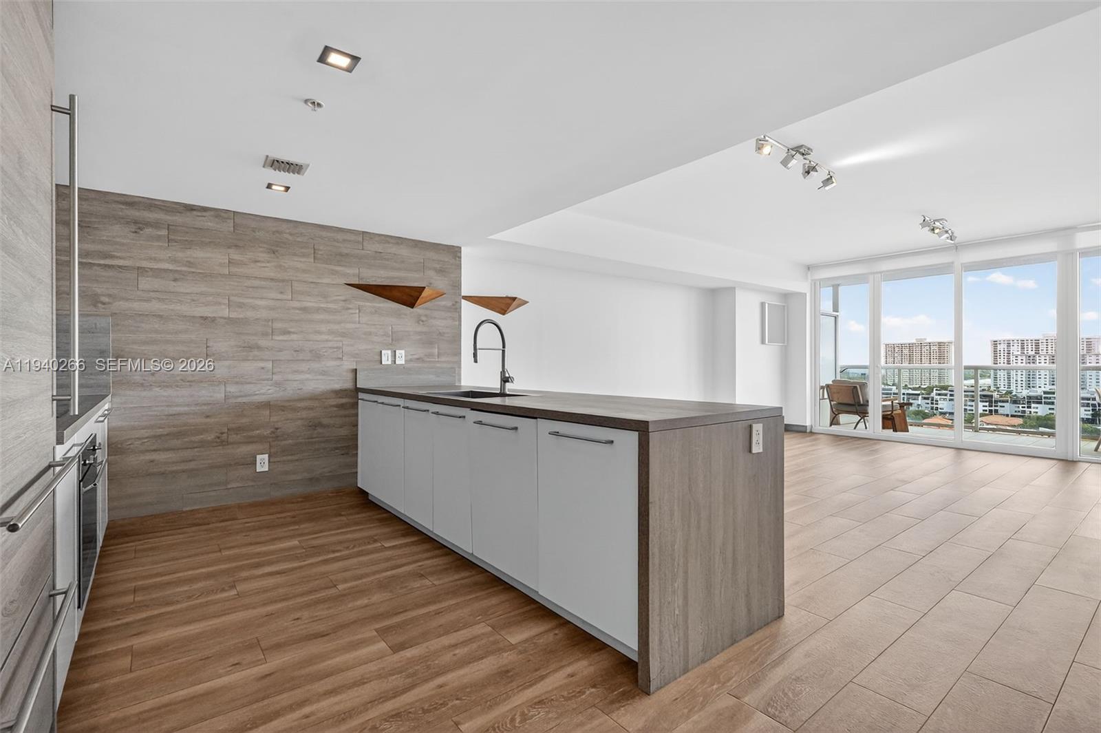 400 Sunny Isles Blvd 1207 - Image 1