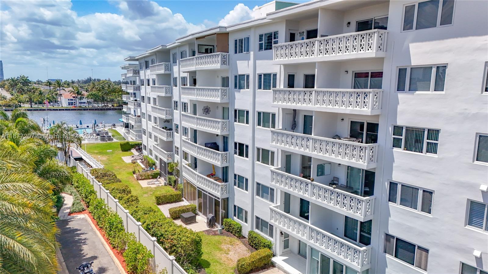 GOLDEN BAY TOWERS CO-OP - Residential