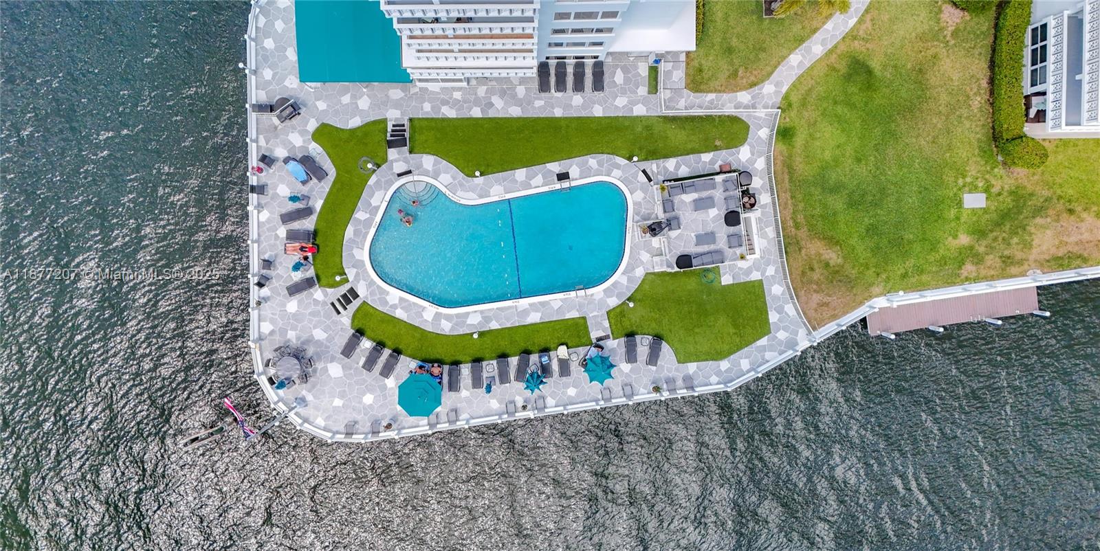 GOLDEN BAY TOWERS CO-OP - Residential