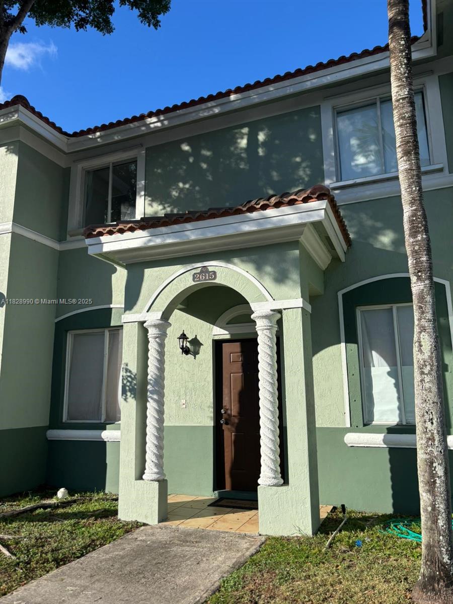 2615 SE 14 AVE 2615