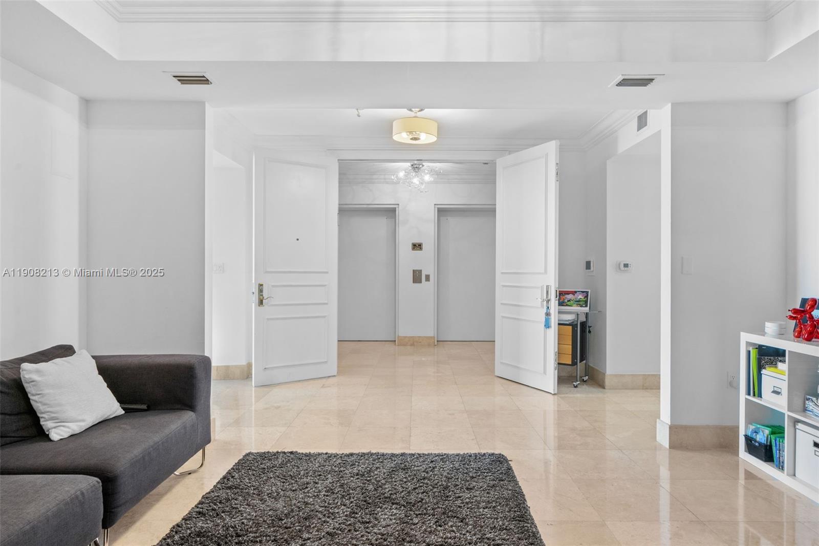 THE PENINSULA CONDO - Residential