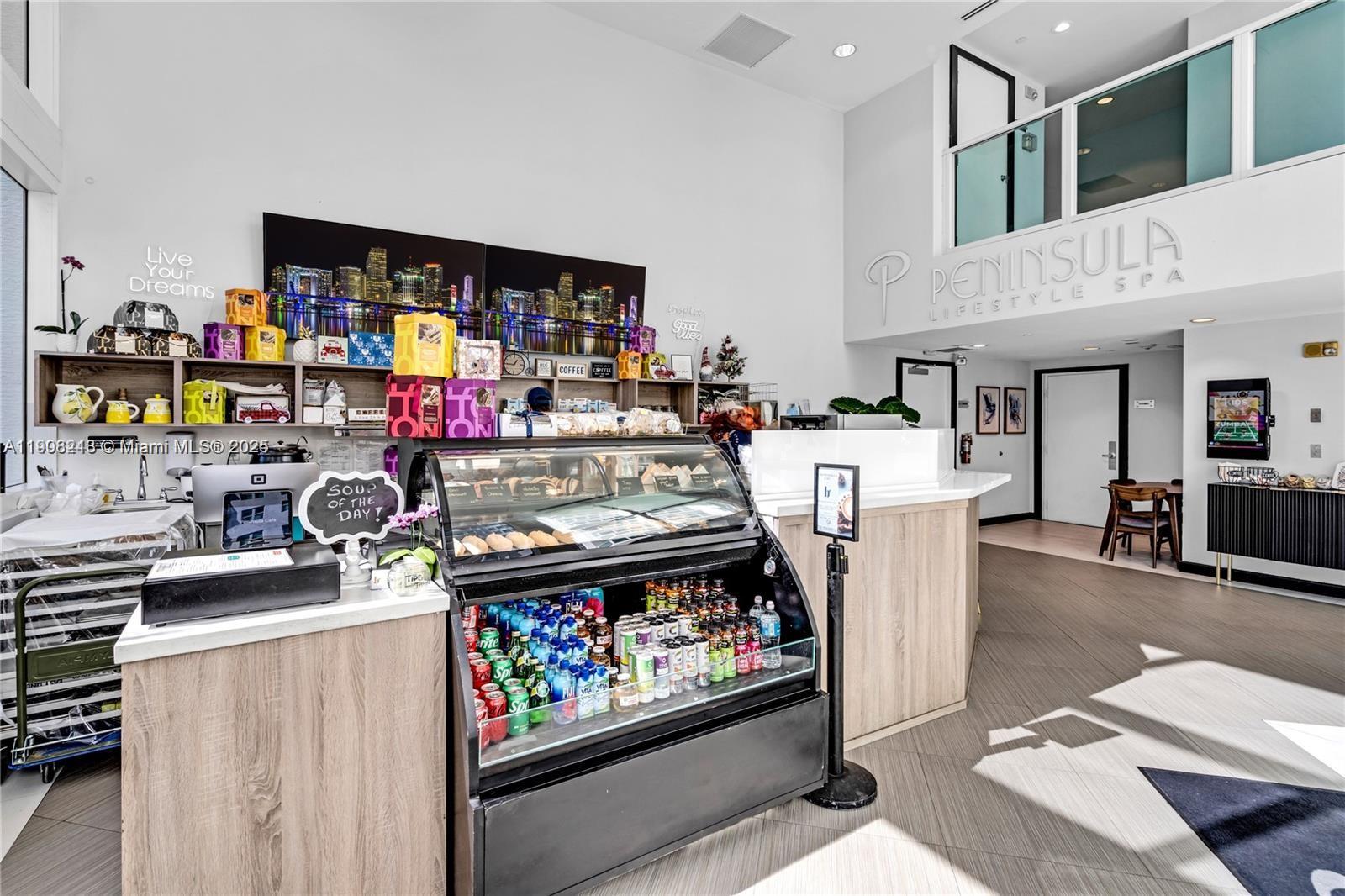 THE PENINSULA CONDO - Residential