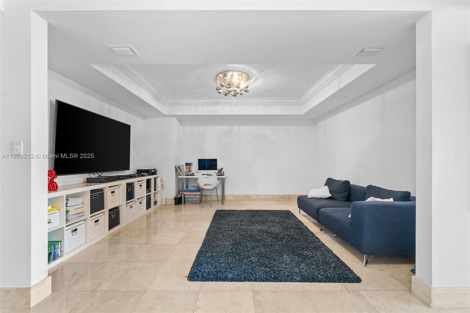 THE PENINSULA CONDO - Residential