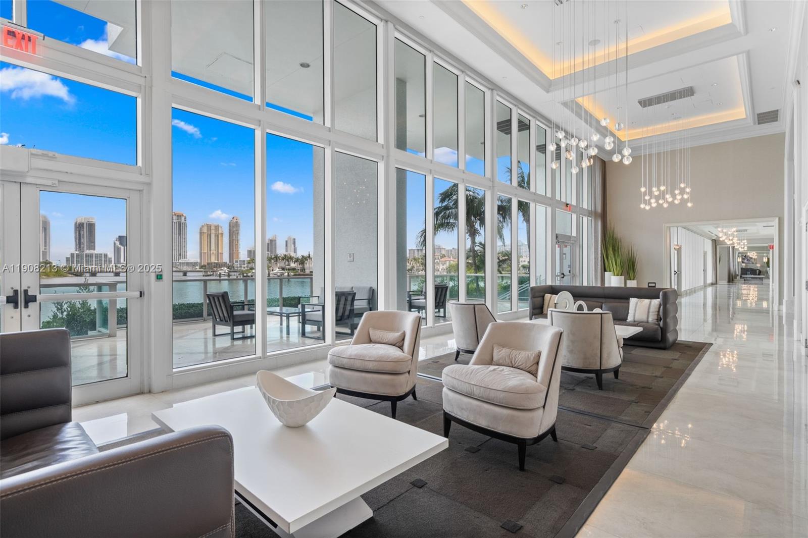 THE PENINSULA CONDO - Residential