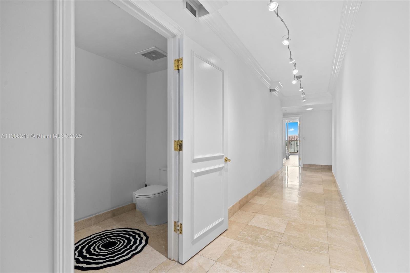 THE PENINSULA CONDO - Residential