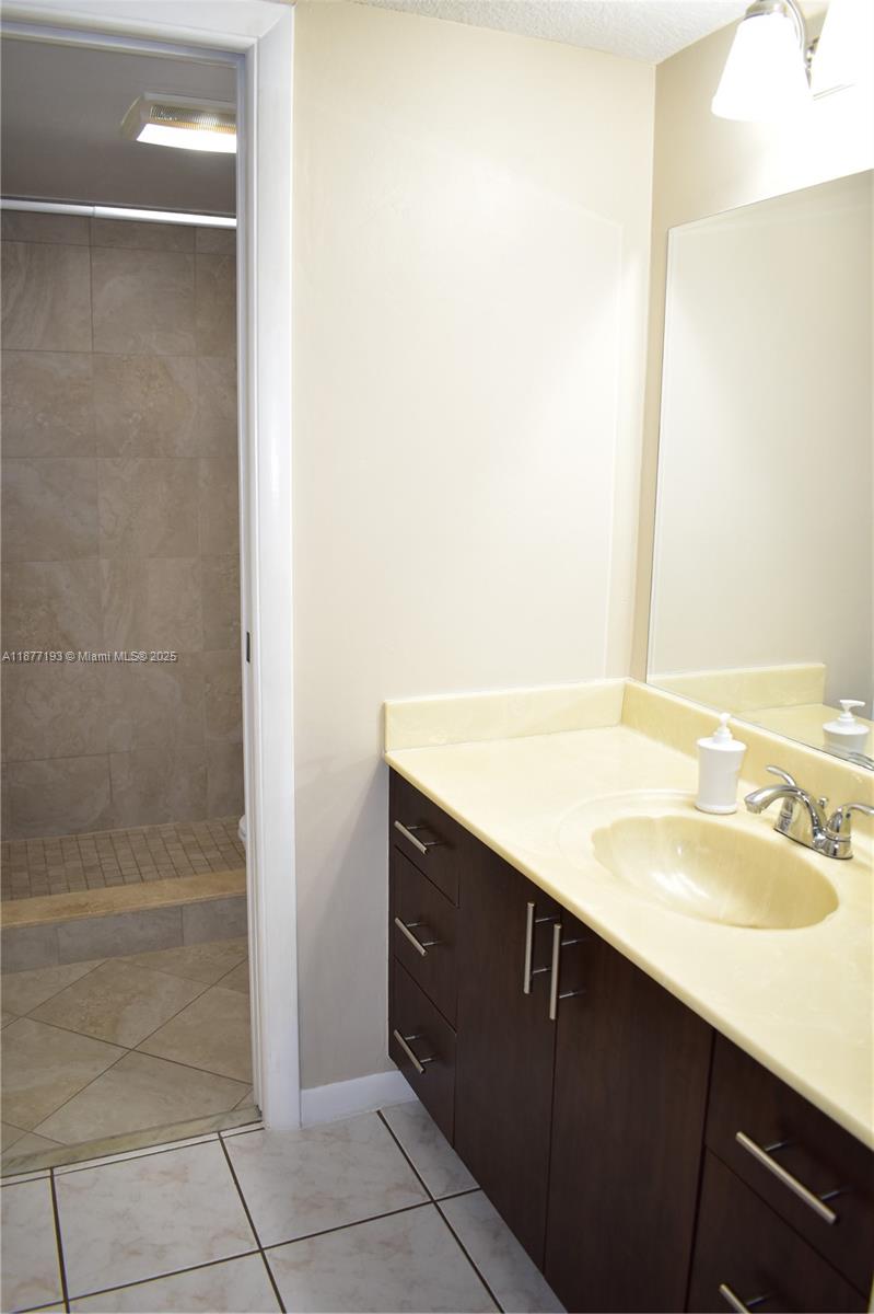 WOODMONT APT HOMES 67A - Residential