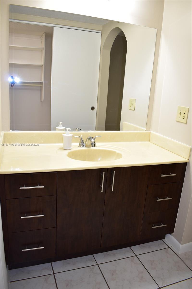 WOODMONT APT HOMES 67A - Residential